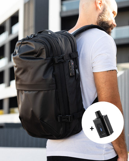 Vacuum compression backpack • Atlas Vault